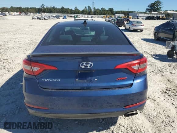 ✅ 2016 Hyundai Sonata 2.4L • VIN: 5NPE24AF4GH275605 • Lot: 85835345. Wystawiony na Copart z przebiegiem 204 931 mil mil. Skorzystaj z bezpłatnego archiwum sprzedaży aukcyjnych z USA i zobacz szczegółowy raport historii pojazdu na DreamBid. Zdjęcie 6.