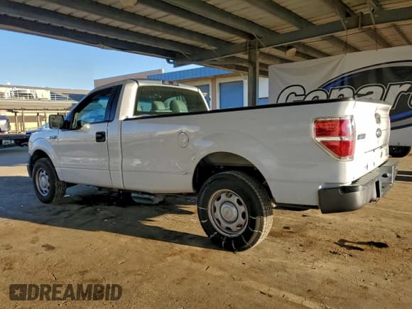 ✅ 2013 Ford F-150 XL • VIN: 1FTMF1CM7DKE78513 • Лот: 96593185. Опубликован ранее на Copart с пробегом 195 494 миль. Бесплатный доступ к архиву аукционных продаж из США и подробный отчёт об истории автомобиля на DreamBid. Изображение 2.