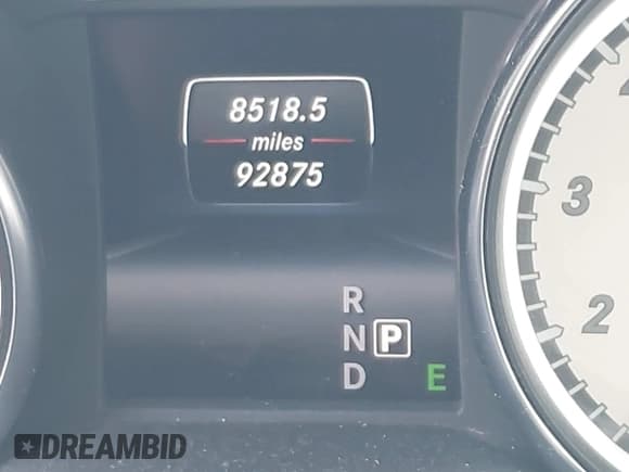 ✅ 2014 Mercedes-Benz CLA 250 • VIN: WDDSJ4GB5EN152537 • Lot: 43803835. Wystawiony na IAAI z przebiegiem 92 875 mil. Bezpłatny archiwum sprzedaży aukcyjnych z USA i szczegółowy raport historii pojazdu na DreamBid. Zdjęcie 16.