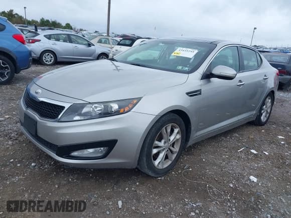 ✅ 2013 Kia Optima EX • VIN: 5XXGN4A7XDG244715 • Lot: 43435241. Wystawiony na IAAI z przebiegiem 143 757 mil. Bezpłatny archiwum sprzedaży aukcyjnych z USA i szczegółowy raport historii pojazdu na DreamBid. Zdjęcie 17.
