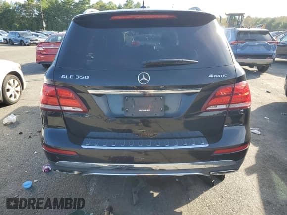 ✅ 2017 Mercedes-Benz GLE 350 • VIN: 4JGDA5HB9HA883325 • Lot: 81460005. Wystawiony na Copart z przebiegiem Nie podano. Bezpłatny archiwum sprzedaży aukcyjnych z USA i szczegółowy raport historii pojazdu na DreamBid. Zdjęcie 6.