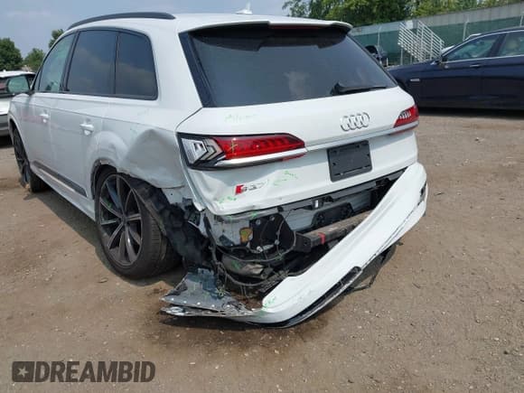 ✅ 2021 Audi SQ7 Premium Plus • VIN: WA1AWBF70MD000544 • Lot: 42939944. Wystawiony na IAAI z przebiegiem 37 094 mil. Bezpłatny archiwum sprzedaży aukcyjnych z USA i szczegółowy raport historii pojazdu na DreamBid. Zdjęcie 6.