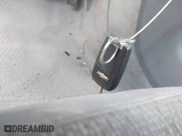 2013 Chevrolet Malibu LS z VIN 1G11A5SA1DF208274, wystawiony jako IAAI lot #42796328 z przebiegiem 159 118 mil mil oraz . Historia ofert i sprzedaży dostępna na DreamBid. Obrazek 11.