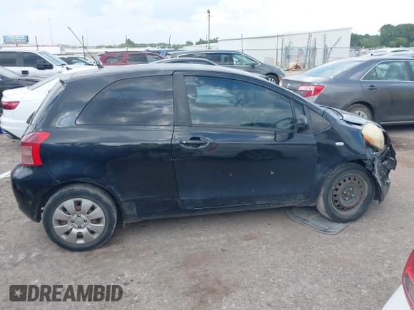 ✅ 2008 Toyota Yaris • VIN: JTDJT923485170870 • Lot: 43219933. Wystawiony na IAAI z przebiegiem 100 757 mil. Bezpłatny archiwum sprzedaży aukcyjnych z USA i szczegółowy raport historii pojazdu na DreamBid. Zdjęcie 13.