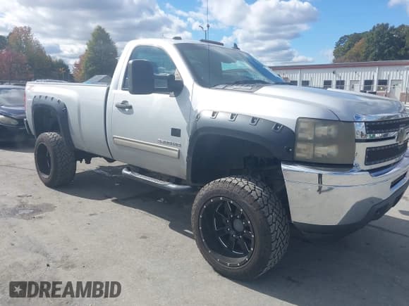 ✅ 2012 Chevrolet Silverado 2500HD LT • VIN: 1GC0KXCG9CZ165945 • Лот: 43580845. Опубликован ранее на IAAI с пробегом 131 283 миль. Бесплатный доступ к архиву аукционных продаж из США и подробный отчёт об истории автомобиля на DreamBid. Изображение 1.