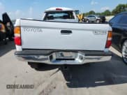 ✅ 2001 Toyota Tacoma PreRunner • VIN: 5TESN92N61Z860803 • Lot: 66685715. Wystawiony na Copart z przebiegiem 235 942 mil. Bezpłatny archiwum sprzedaży aukcyjnych z USA i szczegółowy raport historii pojazdu na DreamBid. Zdjęcie 6.