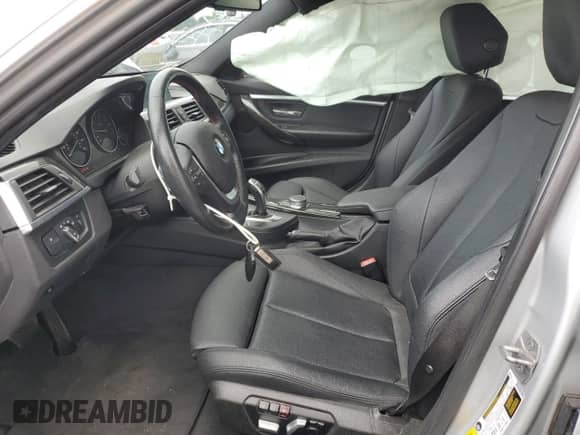 2018 BMW 3 Series 330i xDrive with VIN WBA8D9G58JNU67570, listed as a Copart auction lot 67218225 with 80,223 mi miles and Salvage title. Bid and sale history available at DreamBid. Image 7.