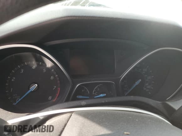 ✅ 2013 Ford Focus SE • VIN: 1FADP3K28DL130633 • Lot: 85193385. Listed on Copart with Not provided. Free auction sales archive from the USA and detailed vehicle history report at DreamBid. Image 9.