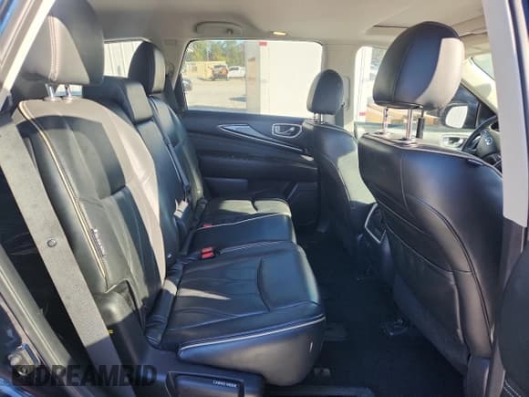 ✅ 2019 Infiniti QX60 Luxe • VIN: 5N1DL0MM2KC522776 • Лот: 87097435. Опубликован ранее на Copart с пробегом 75 061 миль. Бесплатный доступ к архиву аукционных продаж из США и подробный отчёт об истории автомобиля на DreamBid. Изображение 11.