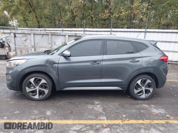 ✅ 2017 Hyundai Tucson Sport • VIN: KM8J3CA2XHU336039 • Лот: 43396482. Опубликован ранее на IAAI с пробегом 107 326 миль. Бесплатный доступ к архиву аукционных продаж из США и подробный отчёт об истории автомобиля на DreamBid. Изображение 14.