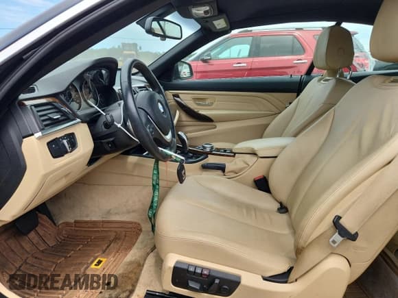 ✅ 2014 BMW 4 Series 428i xDrive • VIN: WBA3T1C55EPS98980 • Лот: 65426875. Опубликован ранее на Copart с пробегом 93 080 миль. Бесплатный доступ к архиву аукционных продаж из США и подробный отчёт об истории автомобиля на DreamBid. Изображение 7.