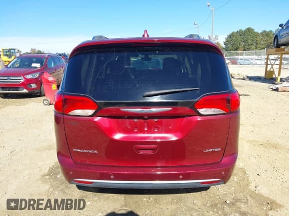 ✅ 2018 Chrysler Pacifica Limited • VIN: 2C4RC1GG1JR272314 • Лот: 43538322. Опубликован ранее на IAAI с пробегом 152 357 миль. Бесплатный доступ к архиву аукционных продаж из США и подробный отчёт об истории автомобиля на DreamBid. Изображение 16.