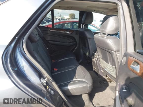 ✅ 2013 Mercedes-Benz M 350 • VIN: 4JGDA5JB9DA112576 • Лот: 43840052. Опубликован ранее на IAAI с пробегом 110 438 миль. Бесплатный доступ к архиву аукционных продаж из США и подробный отчёт об истории автомобиля на DreamBid. Изображение 8.