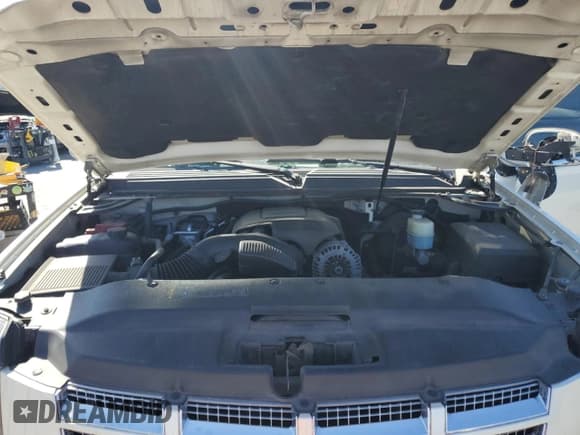 ✅ 2010 Cadillac Escalade ESV Premium • VIN: 1GYUCJEF8AR150540 • Лот: 68021174. Опубликован ранее на Copart с пробегом 161 670 миль. Бесплатный доступ к архиву аукционных продаж из США и подробный отчёт об истории автомобиля на DreamBid. Изображение 12.