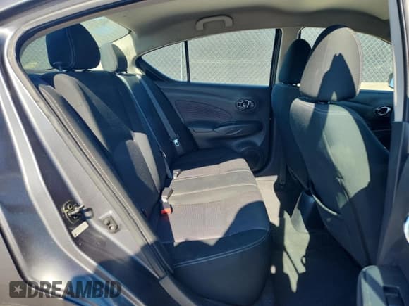 ✅ 2017 Nissan Versa S • VIN: 3N1CN7AP3HL903103 • Лот: 93104495. Опубликован ранее на Copart с пробегом 72 557 миль. Бесплатный доступ к архиву аукционных продаж из США и подробный отчёт об истории автомобиля на DreamBid. Изображение 10.