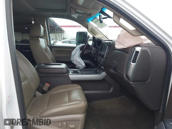 ✅ 2016 Chevrolet Silverado 2500HD LTZ • VIN: 1GC1KWE85GF271742 • Лот: 43666548. Опубликован ранее на IAAI с пробегом 241 053 миль. Бесплатный доступ к архиву аукционных продаж из США и подробный отчёт об истории автомобиля на DreamBid. Изображение 5.