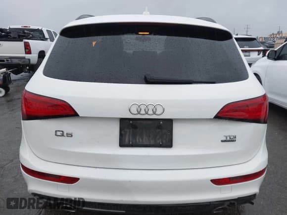 ✅ 2015 Audi Q5 Premium Plus • VIN: WA1DMAFP1FA127630 • Lot: 43759564. Listed on IAAI with 133,970 mi. Free auction sales archive from the USA and detailed vehicle history report at DreamBid. Image 16.