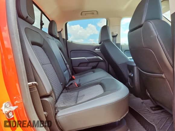 2020 Chevrolet Colorado 2WD Z71 z VIN 1GCGSDEN8L1243994, wystawiony jako Copart lot #61609345 z przebiegiem 123 428 mil mil oraz Szkoda całkowita • Salvage title. Historia ofert i sprzedaży dostępna na DreamBid. Obrazek 10.