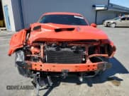 ✅ 2022 Dodge Challenger R/T Scat Pack Widebody • VIN: 2C3CDZFJ2NH210788 • Lot: 44062334. Wystawiony na Copart z przebiegiem 12 151 mil. Bezpłatny archiwum sprzedaży aukcyjnych z USA i szczegółowy raport historii pojazdu na DreamBid. Zdjęcie 5.