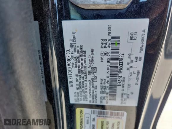 ✅ 2016 Ford Mustang EcoBoost • VIN: 1FA6P8TH9G5332852 • Lot: 67837015. Listed on Copart with 119,285 mi. Free auction sales archive from the USA and detailed vehicle history report at DreamBid. Image 12.