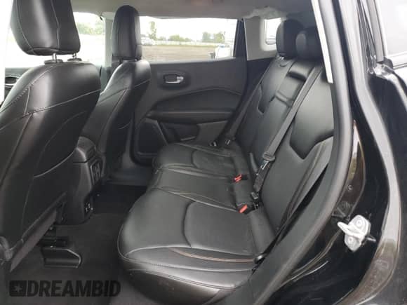 2018 Jeep Compass Limited z VIN 3C4NJDCB6JT435309, wystawiony jako Copart lot #81708385 z przebiegiem 88 825 mil mil oraz Czysty tytuł • Clean title. Historia ofert i sprzedaży dostępna na DreamBid. Obrazek 11.