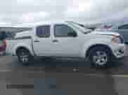 2013 Nissan Frontier SV z VIN 1N6AD0EV3DN719388, wystawiony jako IAAI lot #43338540 z przebiegiem 285 855 mil mil oraz . Historia ofert i sprzedaży dostępna na DreamBid. Obrazek 12.