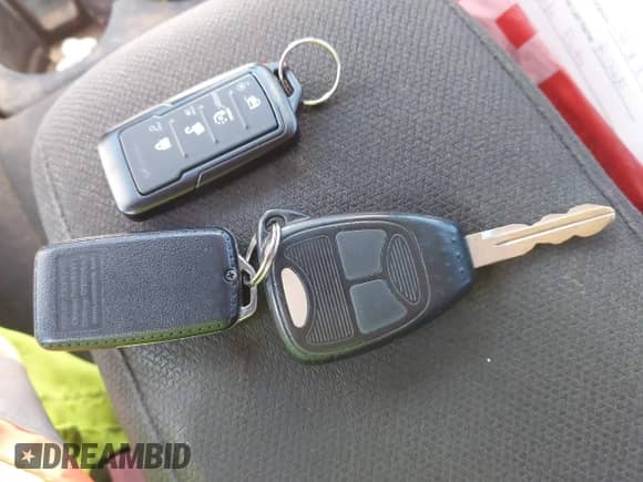 2006 Dodge 1500 Laramie with VIN 1D7HA18266S543223, listed as a IAAI auction lot 43267403 with 193,026 mi miles and . Bid and sale history available at DreamBid. Image 11.