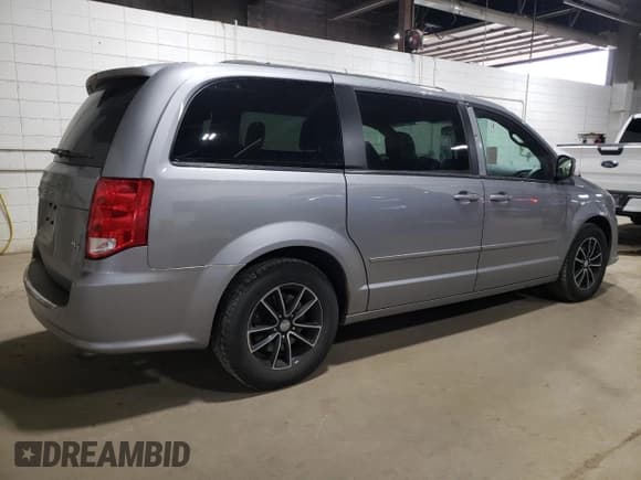 ✅ 2015 Dodge Grand Caravan R/T • VIN: 2C4RDGEG5FR512328 • Lot: 86710555. Listed on Copart with 158,430 mi. Free auction sales archive from the USA and detailed vehicle history report at DreamBid. Image 3.