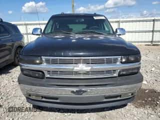 2005 Chevrolet Suburban LT z VIN 3GNEC16Z65G152805, wystawiony jako Copart lot #66088674 z przebiegiem 257 287 mil mil oraz Czysty tytuł • Clean title. Historia ofert i sprzedaży dostępna na DreamBid. Obrazek 5.