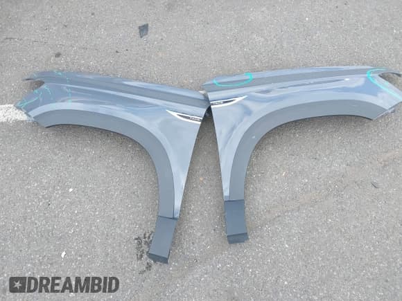 ✅ 2024 Volkswagen Taos SE • VIN: 3VVVX7B23RM110139 • Lot: 43402739. Wystawiony na IAAI z przebiegiem 8 629 mil. Bezpłatny archiwum sprzedaży aukcyjnych z USA i szczegółowy raport historii pojazdu na DreamBid. Zdjęcie 12.