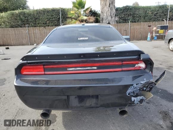 ✅ 2009 Dodge Challenger SE • VIN: 2B3LJ44V89H522084 • Lot: 78682254. Wystawiony na Copart z przebiegiem 78 783 mil. Bezpłatny archiwum sprzedaży aukcyjnych z USA i szczegółowy raport historii pojazdu na DreamBid. Zdjęcie 6.