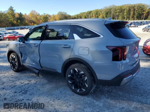 ✅ 2025 Kia Sorento X-Line EX • VIN: 5XYRHDJFXSG376177 • Lot: 86090995. Wystawiony na Copart z przebiegiem 11 477 mil. Bezpłatny archiwum sprzedaży aukcyjnych z USA i szczegółowy raport historii pojazdu na DreamBid. Zdjęcie 2.