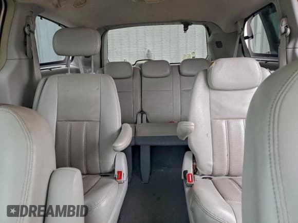 ✅ 2009 Chrysler Town & Country Touring • VIN: 2A8HR54199R632922 • Лот: 94696365. Опубликован ранее на Copart с пробегом Не указан. Бесплатный доступ к архиву аукционных продаж из США и подробный отчёт об истории автомобиля на DreamBid. Изображение 10.