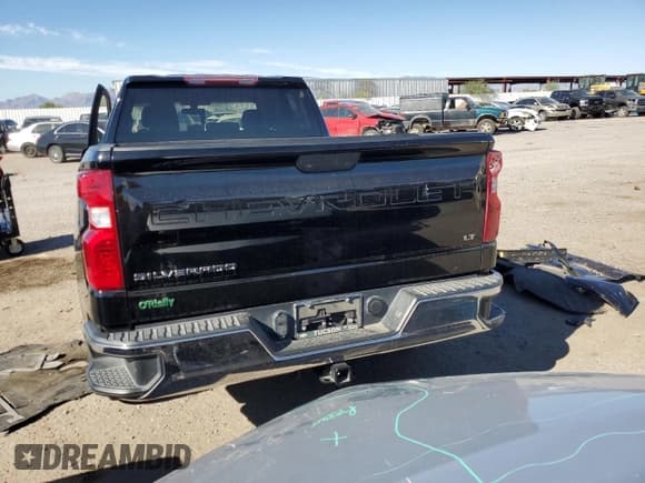 ✅ 2019 Chevrolet Silverado 1500 LT • VIN: 1GCRWCEK8KZ325723 • Lot: 71875894. Wystawiony na Copart z przebiegiem 113 332 mil. Bezpłatny archiwum sprzedaży aukcyjnych z USA i szczegółowy raport historii pojazdu na DreamBid. Zdjęcie 6.