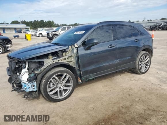 ✅ 2020 Cadillac XT4 AWD Sport • VIN: 1GYFZFR44LF064708 • Лот: 80718575. Опубликован ранее на Copart с пробегом 39 459 миль. Бесплатный доступ к архиву аукционных продаж из США и подробный отчёт об истории автомобиля на DreamBid. Изображение 1.