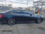 ✅ 2012 Mercedes-Benz C 63 AMG • VIN: WDDGJ7HB2CF731126 • Lot: 43455538. Wystawiony na IAAI z przebiegiem 88 707 mil. Bezpłatny archiwum sprzedaży aukcyjnych z USA i szczegółowy raport historii pojazdu na DreamBid. Zdjęcie 14.