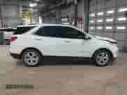 2018 Chevrolet Equinox Premier с VIN 3GNAXPEU1JS542875, выставлен на аукционе IAAI как лот 41629880 с пробегом 159 870 миль миль и . История ставок и продаж доступна на DreamBid. Изображение 13.