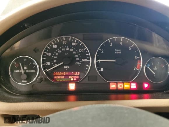 ✅ 2002 BMW Z3 2.5 • VIN: 4USCN33492LK52131 • Лот: 52716425. Опубликован ранее на Copart с пробегом 96 843 миль. Бесплатный доступ к архиву аукционных продаж из США и подробный отчёт об истории автомобиля на DreamBid. Изображение 9.