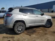 ✅ 2023 Jeep Compass (RED) Edition • VIN: 3C4NJDCN3PT502371 • Lot: 72088265. Wystawiony na Copart z przebiegiem 37 135 mil. Bezpłatny archiwum sprzedaży aukcyjnych z USA i szczegółowy raport historii pojazdu na DreamBid. Zdjęcie 3.