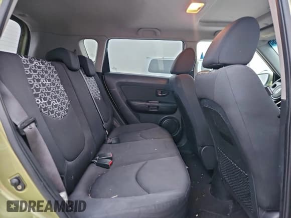 ✅ 2010 Kia Soul + • VIN: KNDJT2A21A7133656 • Лот: 95734085. Опубликован ранее на Copart с пробегом 216 894 миль. Бесплатный доступ к архиву аукционных продаж из США и подробный отчёт об истории автомобиля на DreamBid. Изображение 10.