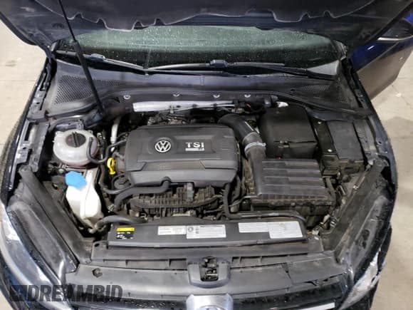 ✅ 2016 Volkswagen Golf R • VIN: WVWUF7AU4GW036453 • Lot: 48801903. Wystawiony na Copart z przebiegiem 69 874 mil. Bezpłatny archiwum sprzedaży aukcyjnych z USA i szczegółowy raport historii pojazdu na DreamBid. Zdjęcie 11.