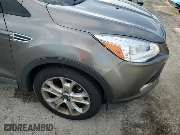 ✅ 2014 Ford Escape Titanium • VIN: 1FMCU0J96EUE47250 • Лот: 87314075. Опубликован ранее на Copart с пробегом 263 223 миль. Бесплатный доступ к архиву аукционных продаж из США и подробный отчёт об истории автомобиля на DreamBid. Изображение 14.