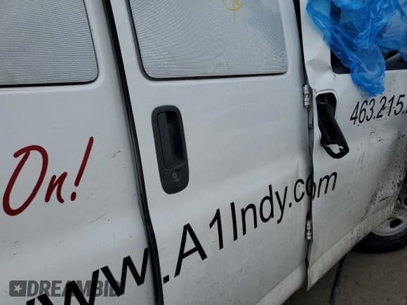 ✅ 2014 Chevrolet Express Cargo • VIN: 1GCWGFCB9E1137591 • Lot: 85784424. Wystawiony na Copart z przebiegiem Nie podano. Bezpłatny archiwum sprzedaży aukcyjnych z USA i szczegółowy raport historii pojazdu na DreamBid. Zdjęcie 10.