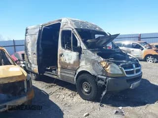 ✅ 2007 Dodge Sprinter • VIN: WD0PE745775178927 • Лот: 41879678. Опубликован ранее на IAAI с пробегом Не указан. Бесплатный доступ к архиву аукционных продаж из США и подробный отчёт об истории автомобиля на DreamBid. Изображение 1.