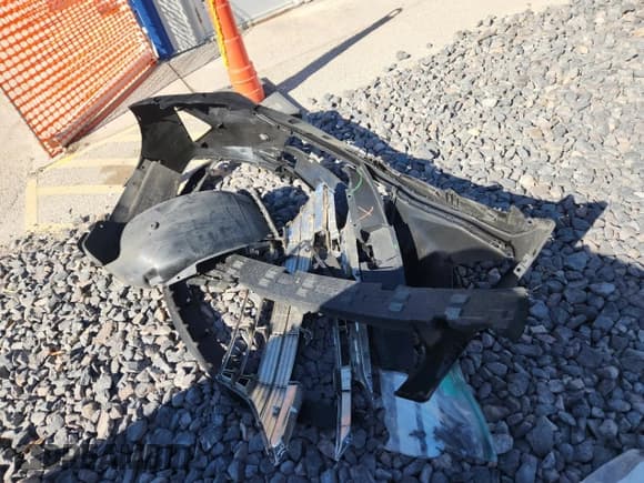 ✅ 2019 Hyundai Elantra SE • VIN: 5NPD74LF4KH430317 • Lot: 89864495. Listed on Copart with 216,496 mi. Free auction sales archive from the USA and detailed vehicle history report at DreamBid. Image 12.