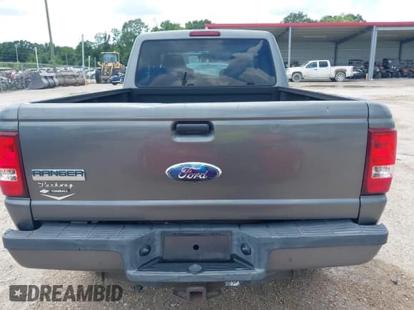 ✅ 2008 Ford Ranger XL • VIN: 1FTYR14UX8PA78669 • Lot: 42803910. Wystawiony na IAAI z przebiegiem 231 683 mil. Bezpłatny archiwum sprzedaży aukcyjnych z USA i szczegółowy raport historii pojazdu na DreamBid. Zdjęcie 17.