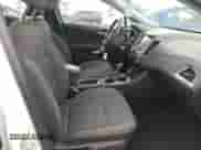 2019 Chevrolet Cruze LT с VIN 1G1BE5SM2K7116357, выставлен на аукционе Copart как лот 63809882 с пробегом 88 335 миль миль и . История ставок и продаж доступна на DreamBid. Изображение 5.