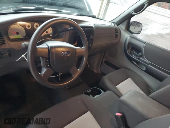 ✅ 2005 Ford Ranger XL • VIN: 1FTYR14U15PB07391 • Lot: 90054005. Listed on Copart with 94,125 mi. Free auction sales archive from the USA and detailed vehicle history report at DreamBid. Image 8.