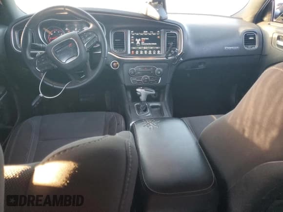 ✅ 2017 Dodge Charger R/T • VIN: 2C3CDXCT7HH532468 • Lot: 86644865. Wystawiony na Copart z przebiegiem 101 946 mil. Bezpłatny archiwum sprzedaży aukcyjnych z USA i szczegółowy raport historii pojazdu na DreamBid. Zdjęcie 8.