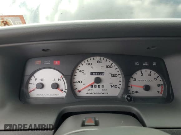 ✅ 2003 Mercury Marauder • VIN: 2MEHM75V53X676467 • Lot: 81554745. Wystawiony na Copart z przebiegiem 108 723 mil. Bezpłatny archiwum sprzedaży aukcyjnych z USA i szczegółowy raport historii pojazdu na DreamBid. Zdjęcie 9.